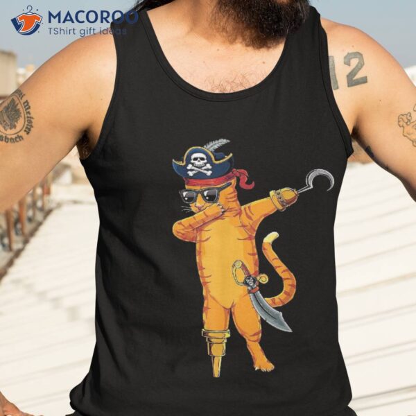 Dabbing Spooky Pirate Cat Halloween Costume Shirt