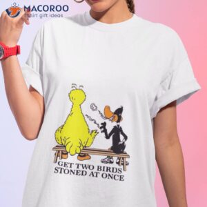 daffy duck get two birds stoned at once shirt tshirt 1