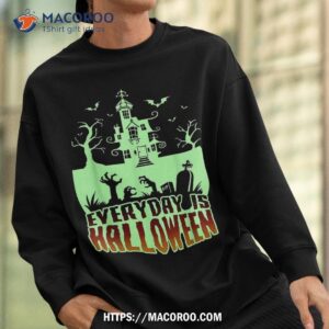 everyday is halloween creepy scary castle house amp bats shirt halloween costume sweatshirt