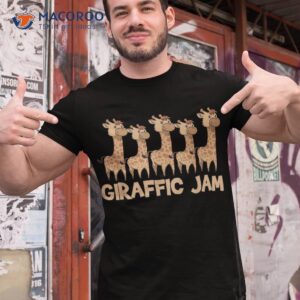 Giraffe Giraffic Jam Funny Pun Cute Shirt