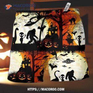 Halloween Ew People Bigfoot Ufo Hawaii Shorts
