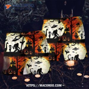 Halloween Ew People Bigfoot Ufo Hawaii Shorts