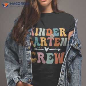 Kindergarten Crew – Kinder Retro First Day Of School Shirt