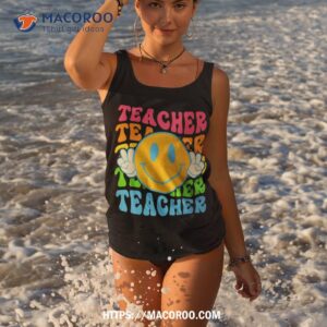 Retro Teacher Happy Smile Face Eletary School Teacher Shirt