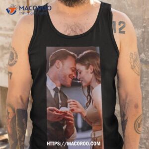 sen cal kapimi actor actress shirt tank top