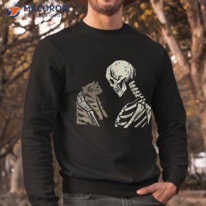 skeleton holding cat funny halloween skull kids shirt sweatshirt