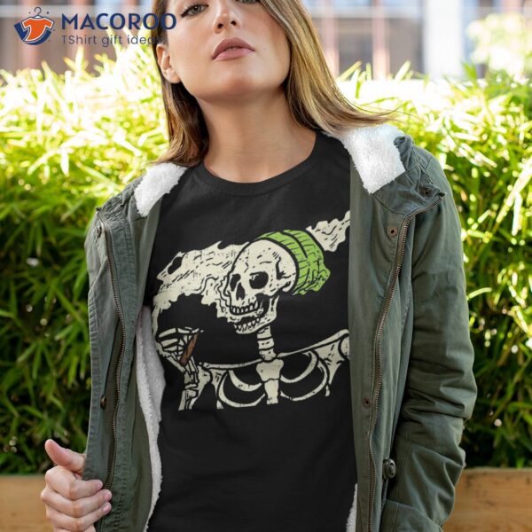 Smoking Skeleton Joint Funny Weed Pot 420 Cannabis Halloween Shirt