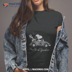 snoopy drives car with new york yankees flag shirt tshirt 2