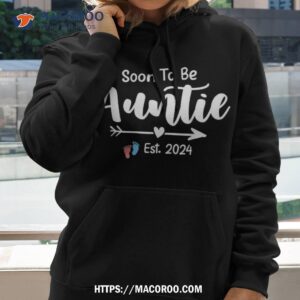 soon to be auntie 2024 gifts pregnancy announcet aunt shirt hoodie 2