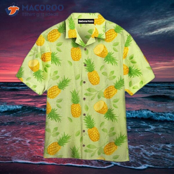Summer Green Hawaiian Shirts With Pineapple Patterns
