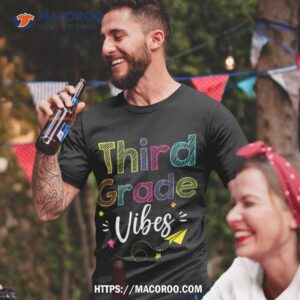 Third Grade Vibes Back To School Retro 3rd Grade Teachers Shirt
