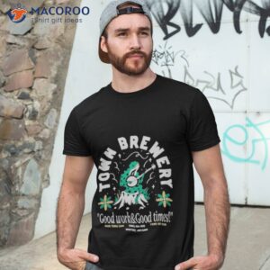 Town Brewery Merch Banjo Frog Shirt