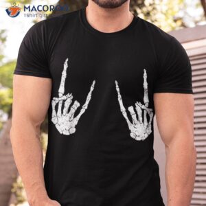 Trendy Halloween Skeleton Rocker Graphic Costume T Shirt