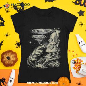 Winya No. 31 Relaxing Skeleton Astroanut Smoking Amoung The Stars In Space Shirt