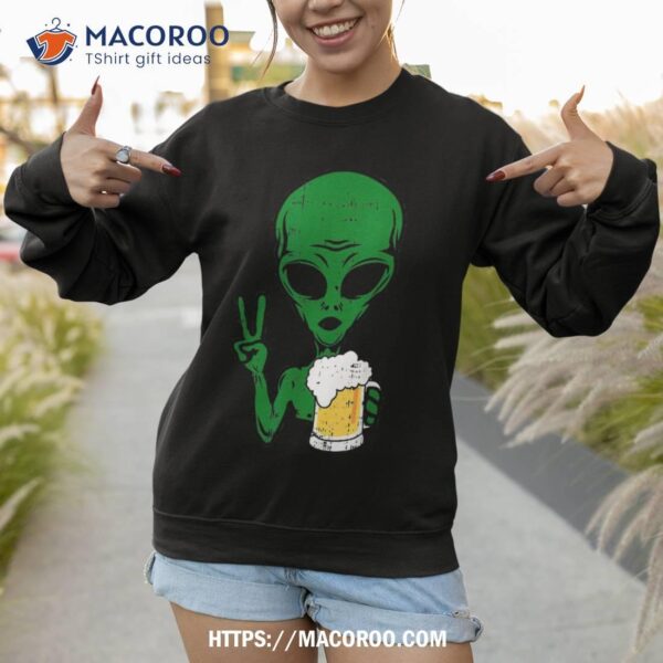 Area-51 Alien Beer Peace Sign Lazy Drinking Halloween Gift Shirt, Favors For Halloween Party