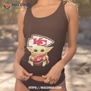 Baby Yoda Hug Basketball Kansas City Chiefs Logo Design Shirt