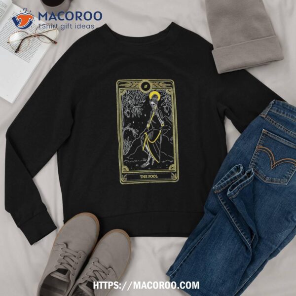 Creepy Siren Halloween Witch Tarot Card Themed T-Shirt