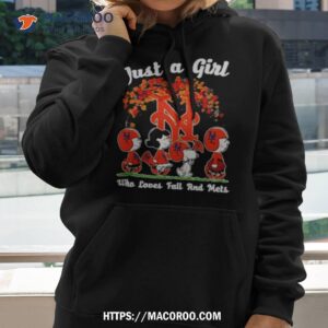 Just A Girl Who Loves Fall And Mets Snoopy Peanuts Shirt 1 just a girl who loves fall and mets snoopy peanuts shirt hoodie 2