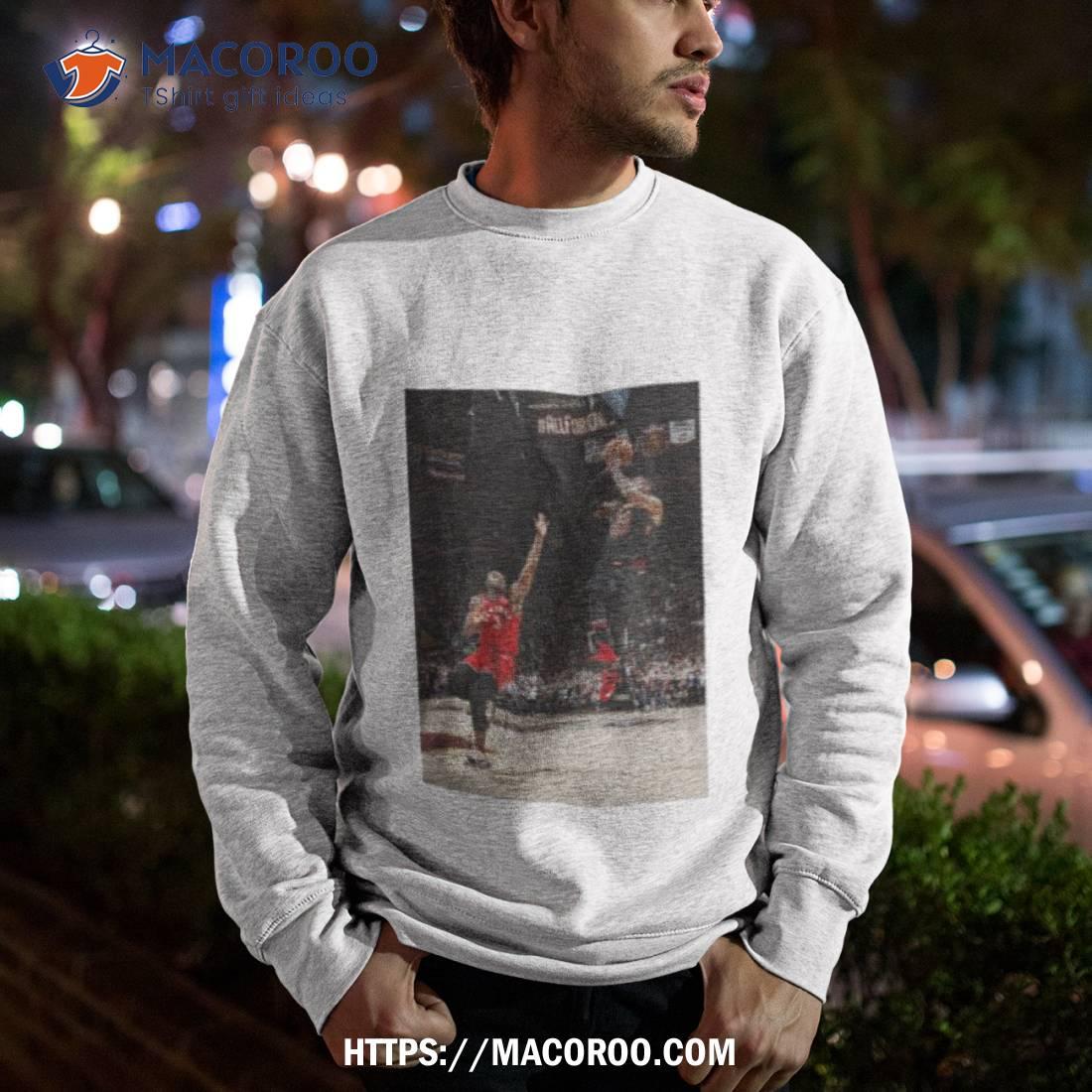 Lebron’s Game Winner Over Him Shirt Lebron’s Game Winner Over Him Shirt