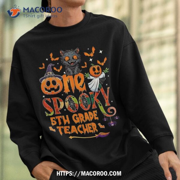 One Spooky 5th Grade Teacher Funny Halloween Black Cat Ghost Shirt