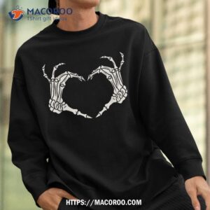 skeleton hand heart sign shirt funny halloween costume 2022 halloween birthday gifts sweatshirt