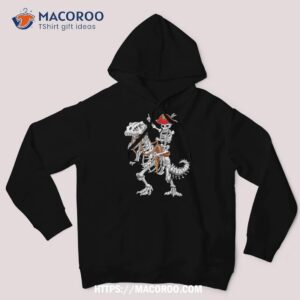 skeleton pirate riding dinosaur halloween spooky shirt skeleton masks hoodie