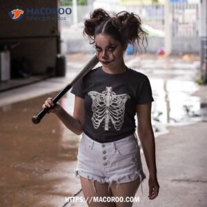 skeleton rib cage xray bones skull halloween costume shirt skull pumpkin tshirt 2