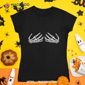 skull finger casual halloween shirt spooky scary skeletons tshirt 1