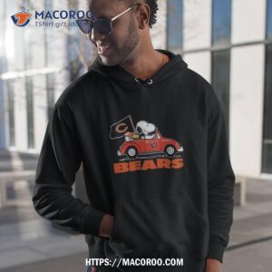 Snoopy And Woodstock Driving Car Chicago Bears 2023 Shirt