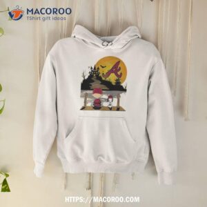 Snoopy Charlie Brown Sit Under Moon Atlanta Braves Halloween Shirt