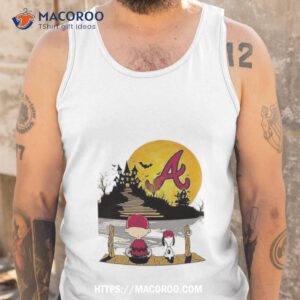 snoopy charlie brown sit under moon atlanta braves halloween shirt tank top