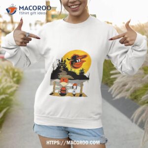 snoopy charlie brown sit under moon baltimore orioles halloween shirt sweatshirt