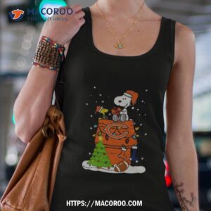 Snoopy Chicago Bears Christmas Shirt