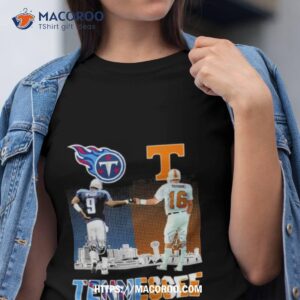 Tennessee Titans steve mcnair vs Tennessee volunteers peyton manning city  signatures Shirt, hoodie, sweater, long sleeve and tank top