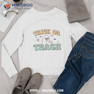 trick or teach halloween smile face flower and ghost teacher shirt sweatshirt