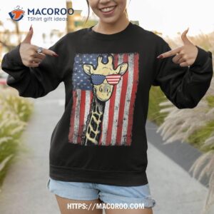 usa flag patriotic giraffe sunglasses funny animal lover shirt sweatshirt