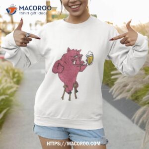 beer drinking razorback hog vintage shirt sweatshirt 1