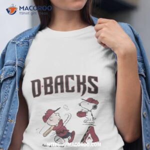 Charlie Brown And Snoopy Playing Baseball Arizona Diamondbacks Mlb 2023 Shirt