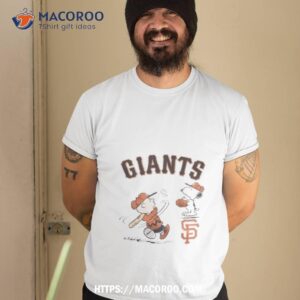 Charlie Brown And Snoopy Playing Baseball San Francisco Giants Mlb 2023 Shirt