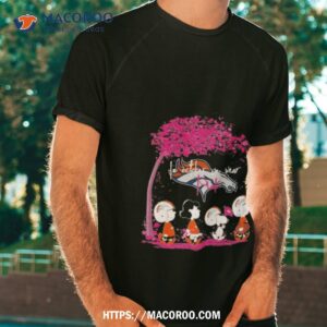 Denver Broncos Peanut Characters In October We Wear Pink 2023 Shirt