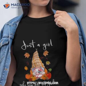 Gnome Hug New York Yankees Just A Girl Who Love Ball And Yankees 2023 Shirt
