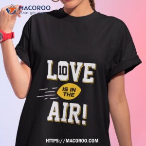 Green Bay Packers Love Is In The Air Shirt
