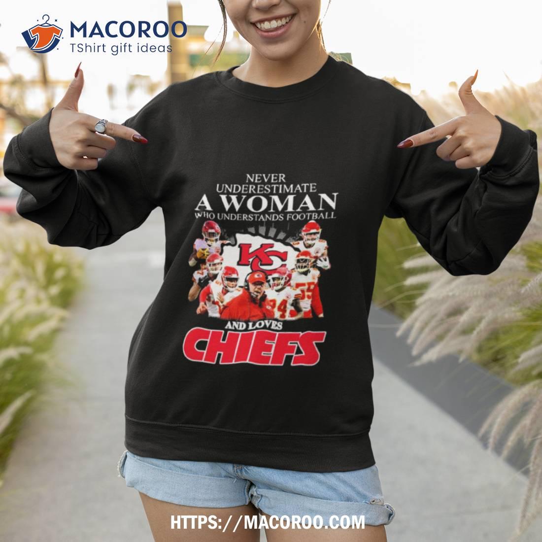 A Woman Who Understands Football Kansas City Chiefs Shirt, hoodie