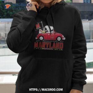 Snoopy Drives Car With New York Yankees Flag Shirt, hoodie