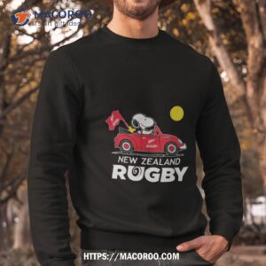 peanuts snoopy and woodstock new zealand rugby on car 2023 t shirt sweatshirt
