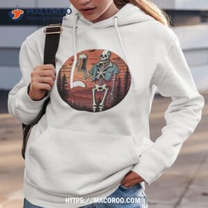 Retro Sunset Funny Halloween Skeleton Love Beer Shirt