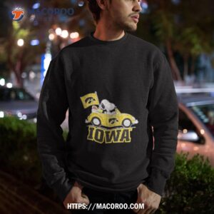 snoopy and woodstock drive car iowa shirt sweatshirt