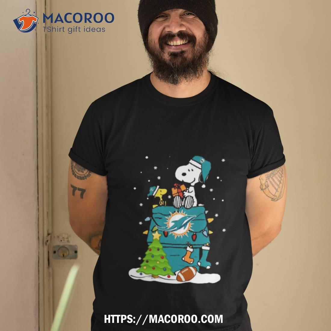 Christmas Snoopy Miami Dolphins Shirt