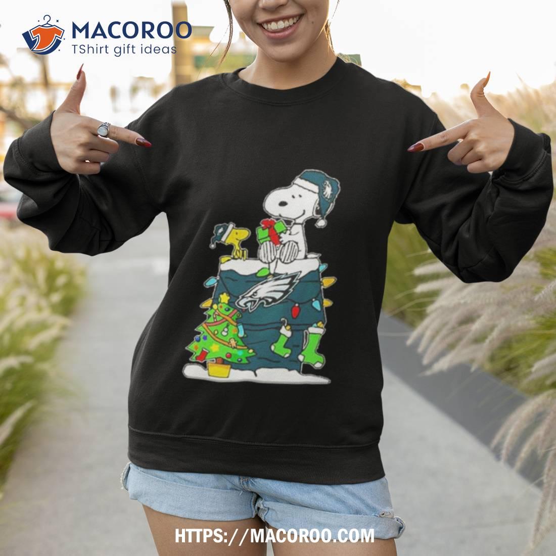 NFL Snoopy The Peanuts Philadelphia Eagles Christmas Shirt Gift Shirt -  YesItCustom