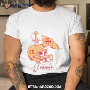 Tampa Bay Buccaneers Skull Helmeshirt